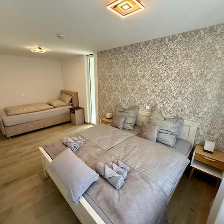 Residenz Donau-schlossblick Apartamento *