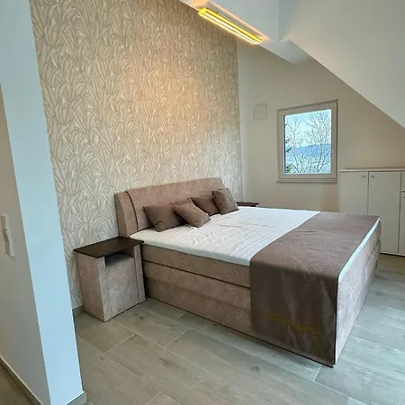 Residenz Donau-schlossblick